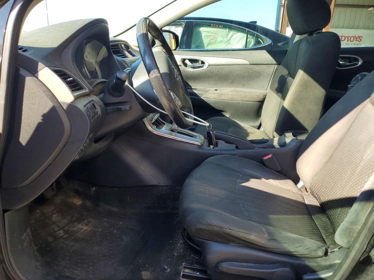 2013 Nissan Sentra S - Фото 7