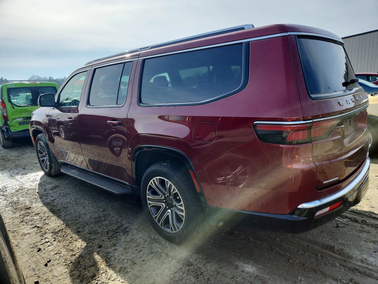 2023 Jeep Wagoneer L Series I - Фото 2