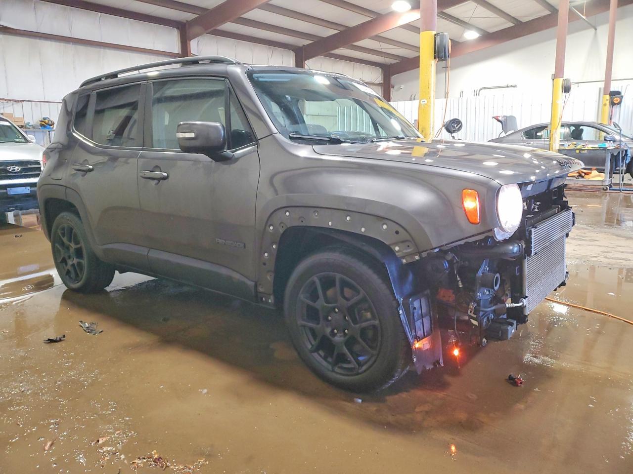 2020 Jeep Renegade Latitude - Фото 4