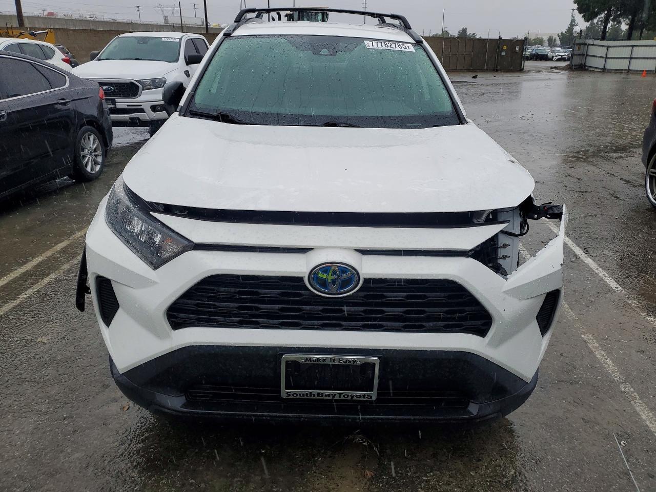 2021 Toyota Rav4 Le - Фото 5
