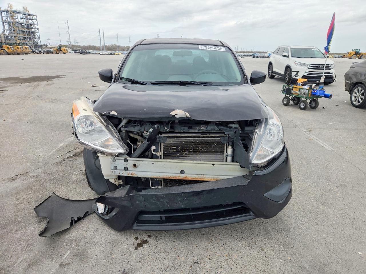 2016 Nissan Versa 1.6 S - Фото 5