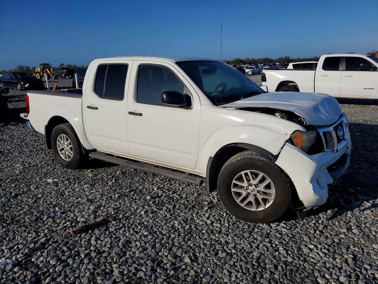 2019 Nissan Frontier Sv - Image 4