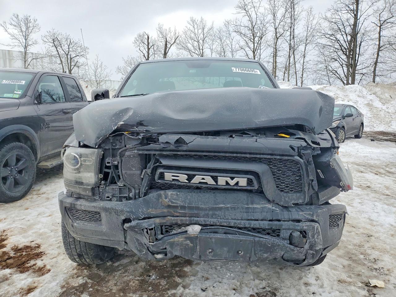 2023 Ram 1500 Classic Slt - Фото 5