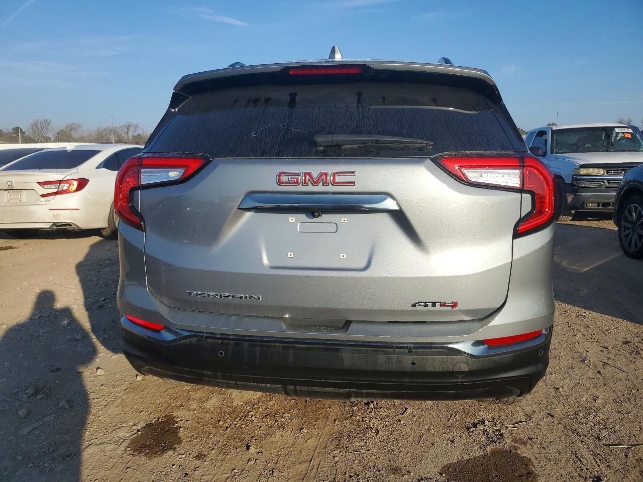 2024 GMC Terrain At4 - Image 6