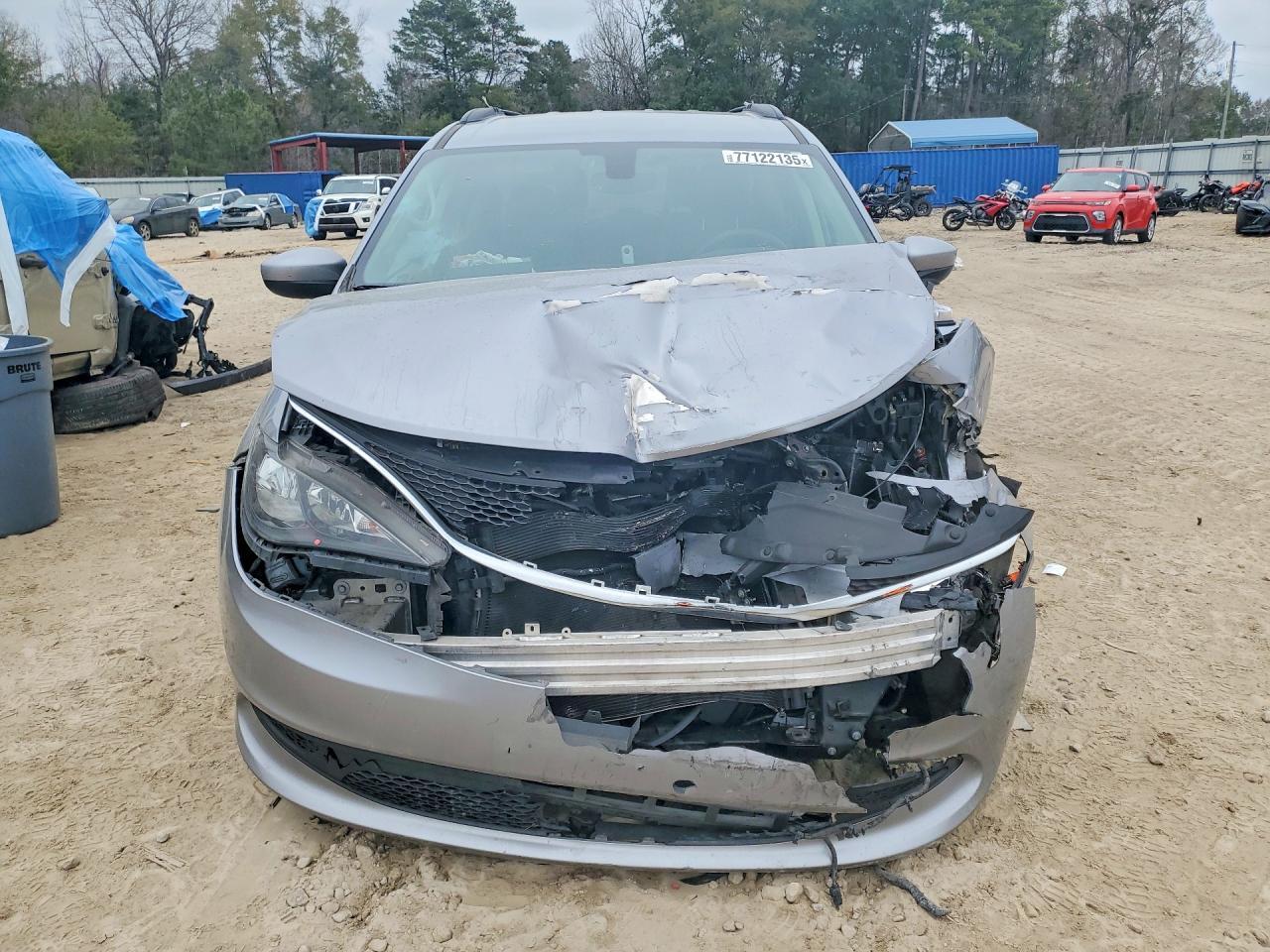 2021 Chrysler Voyager Lxi - Фото 5