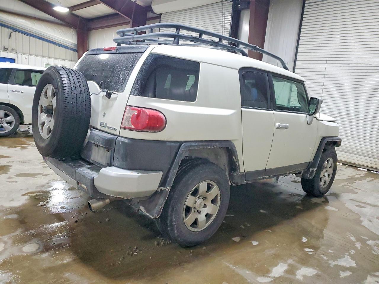 2010 Toyota Fj Cruiser - Фото 3