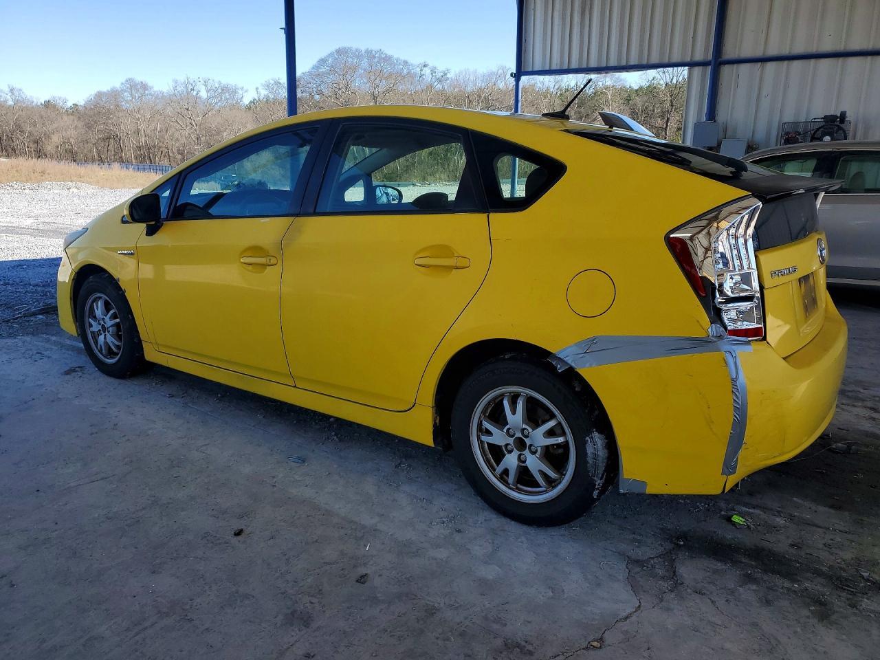 2010 Toyota Prius - Image 2
