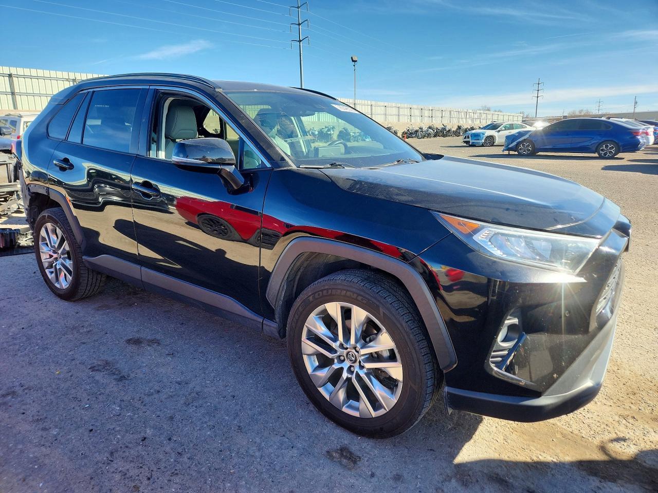 2021 Toyota Rav4 Xle Premium - Image 4