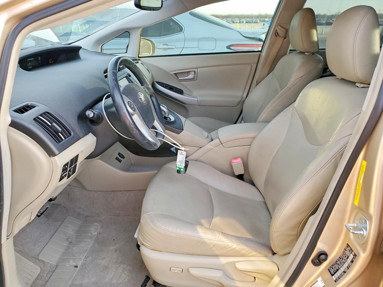 2010 Toyota Prius - Image 7