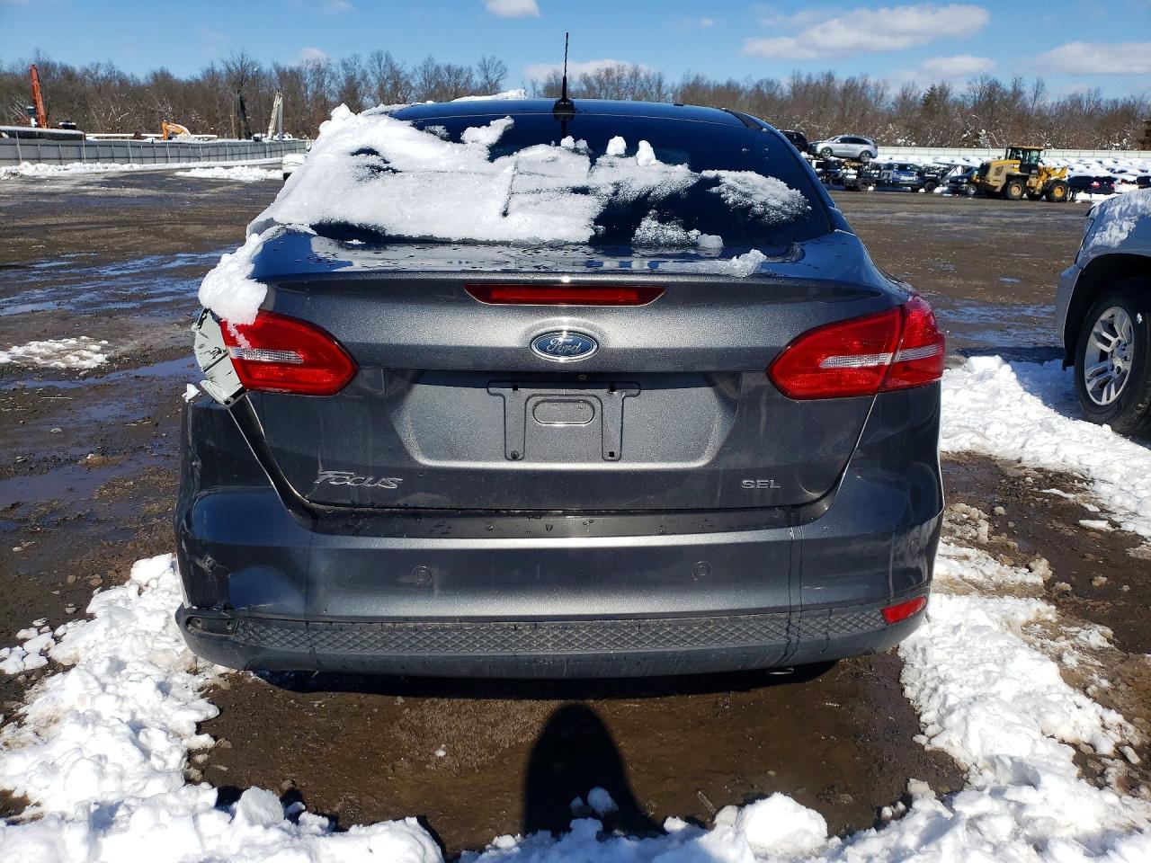 2017 Ford Focus - Фото 6