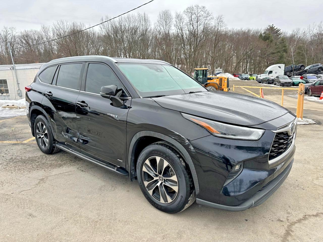 2021 Toyota Highlander Hybrid Xle - Image 4