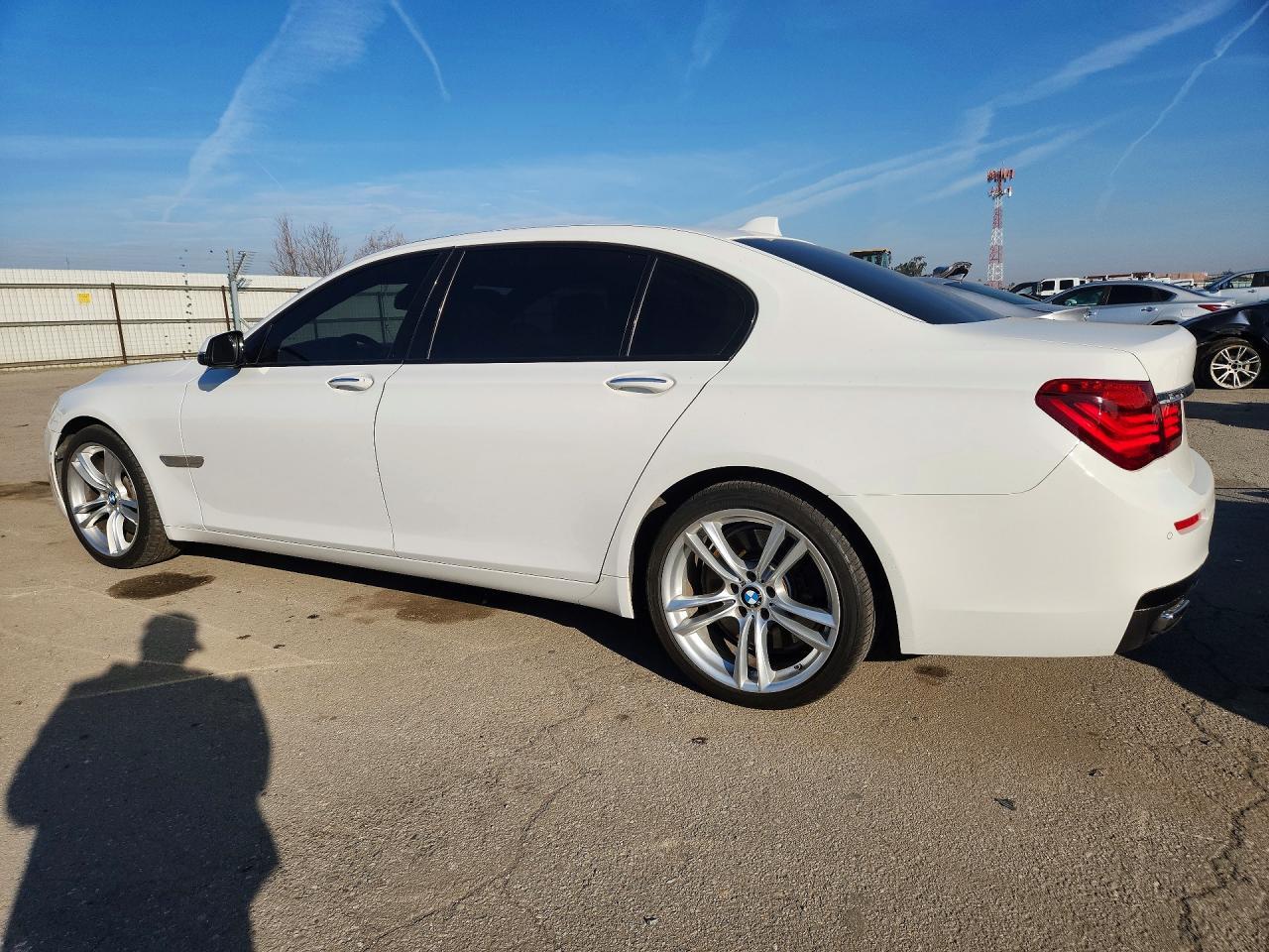2015 BMW 750 Li - Фото 2