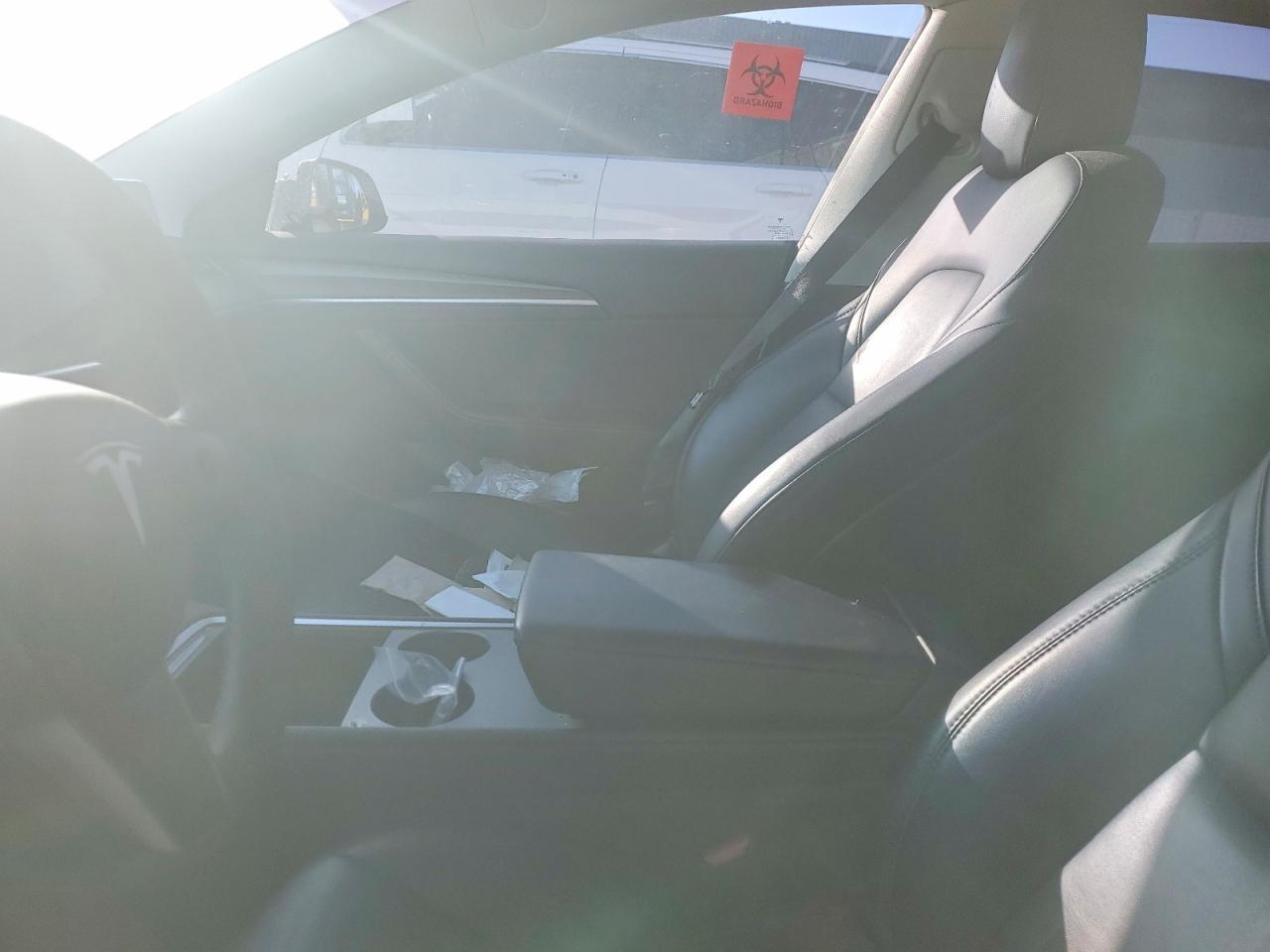 2023 Tesla Model 3 - Image 7