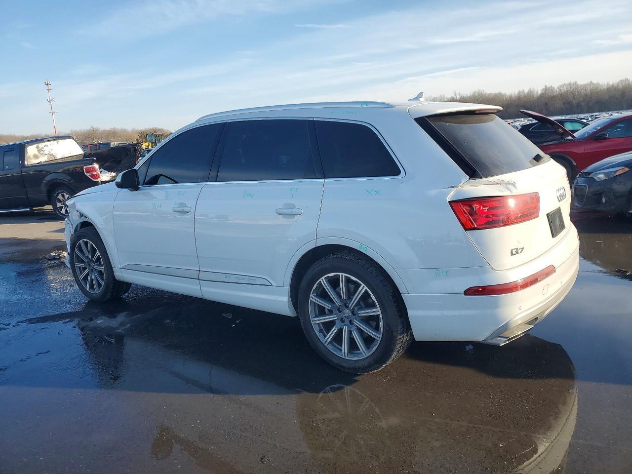 2018 Audi Q7 Premium Plus - Фото 2