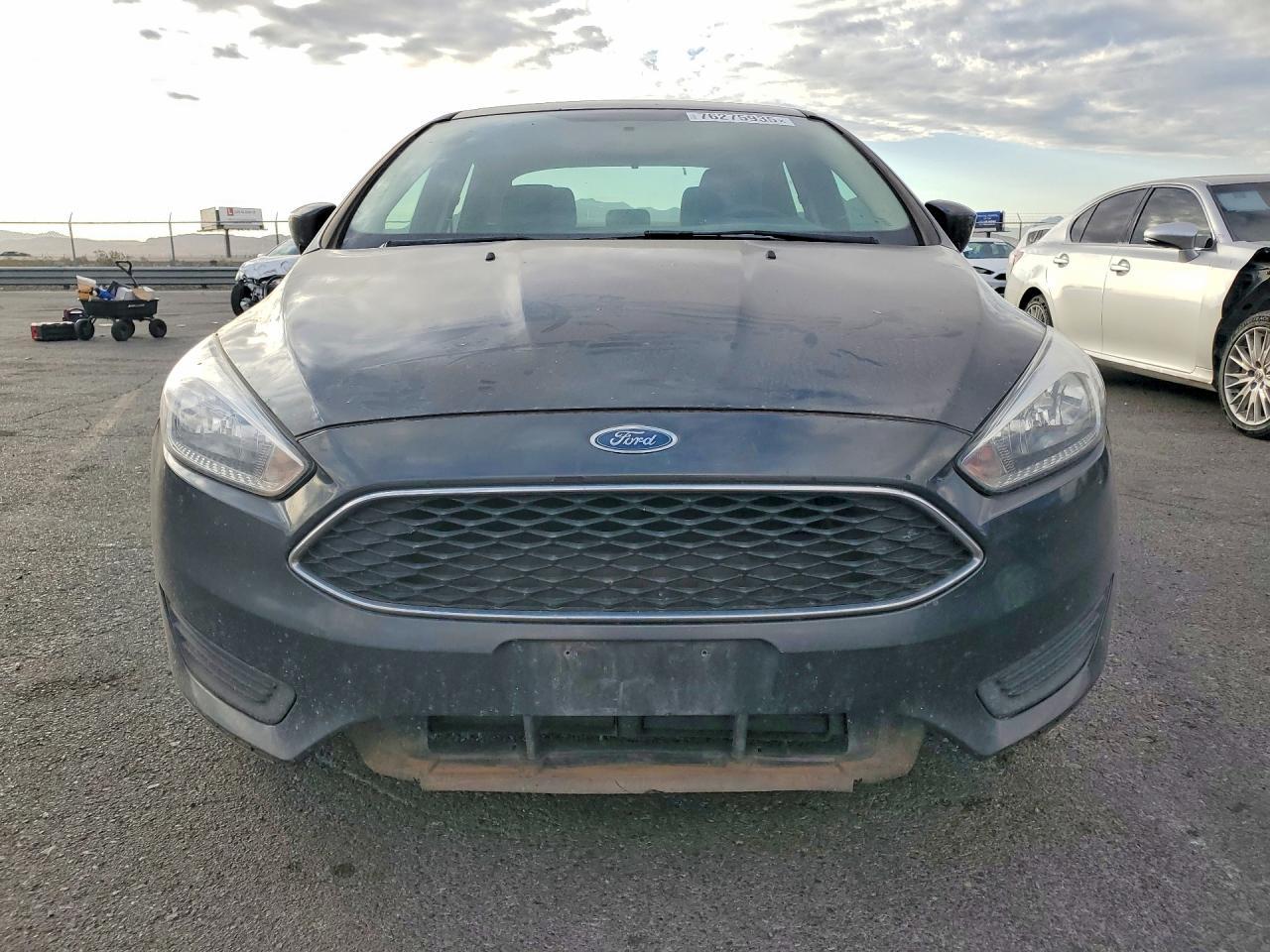 2018 Ford Focus Se - Image 5