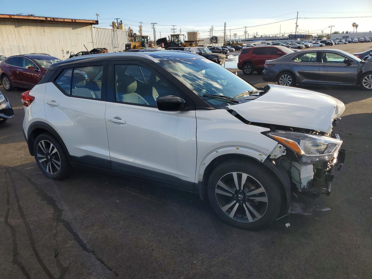 2020 Nissan Kicks Sv - Фото 4