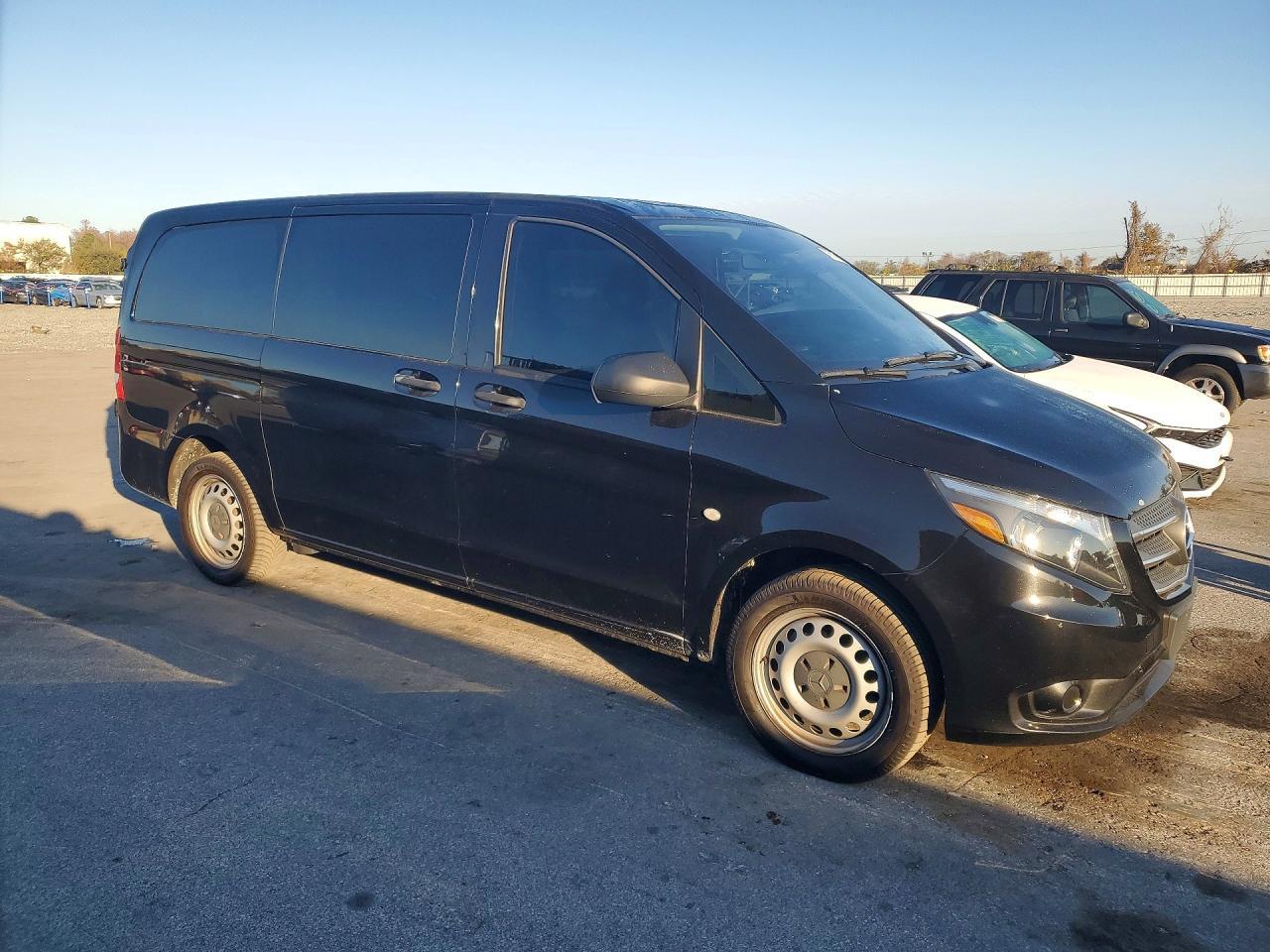 2018 Mercedes-Benz Metris - Фото 4