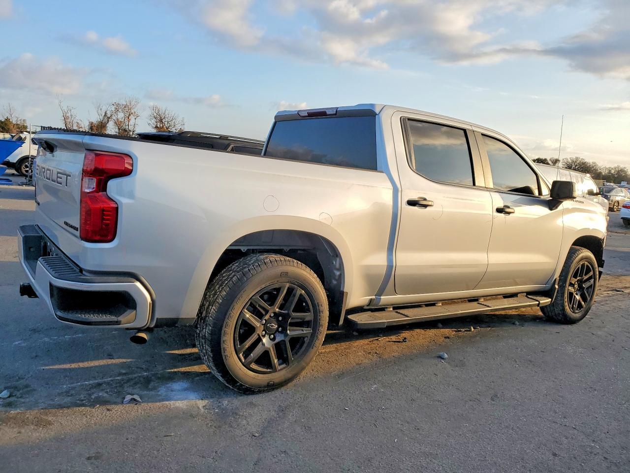 2022 Chevrolet Silverado C1500 Custom - Image 3