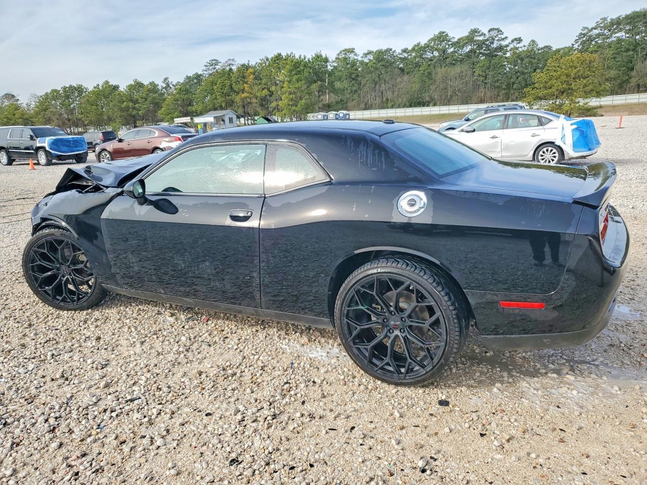 2023 Dodge Challenger Sxt - Фото 2