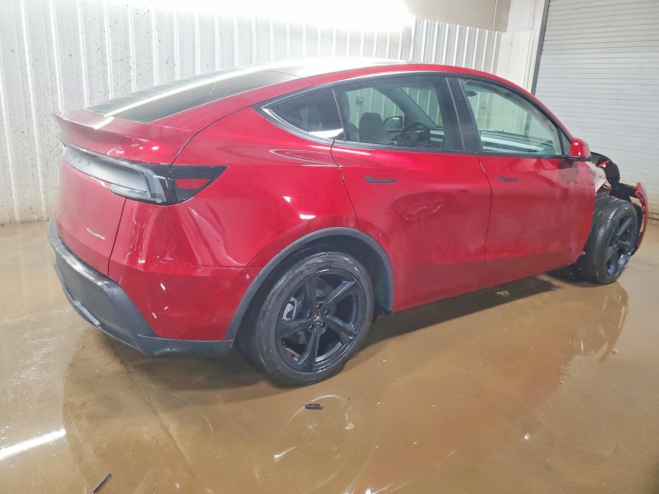 2026 Tesla Model Y - Фото 3