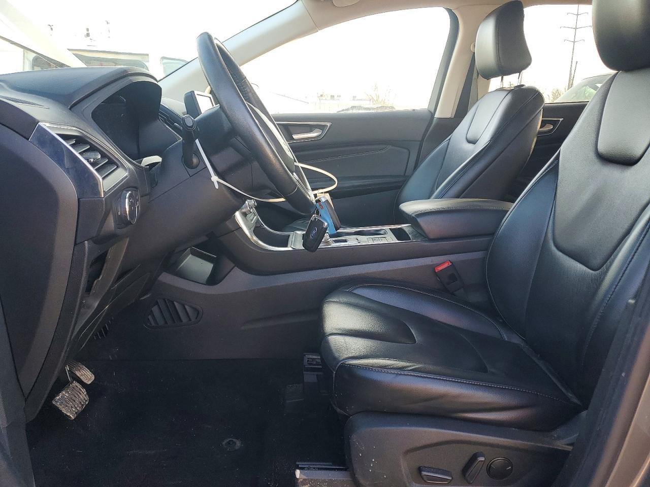 2022 Ford Edge Titanium - Фото 7