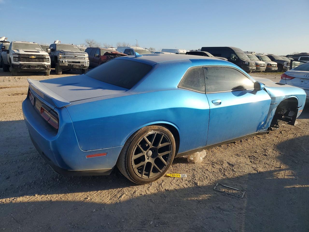 2015 Dodge Challenger Sxt Plus - Image 3