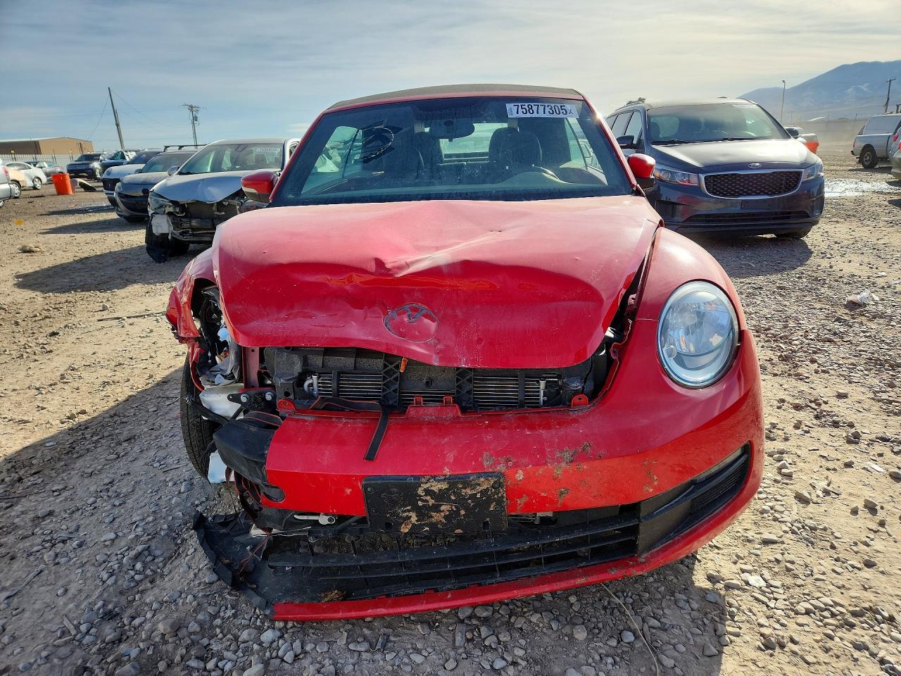 2015 Volkswagen Beetle 1.8T - Фото 5