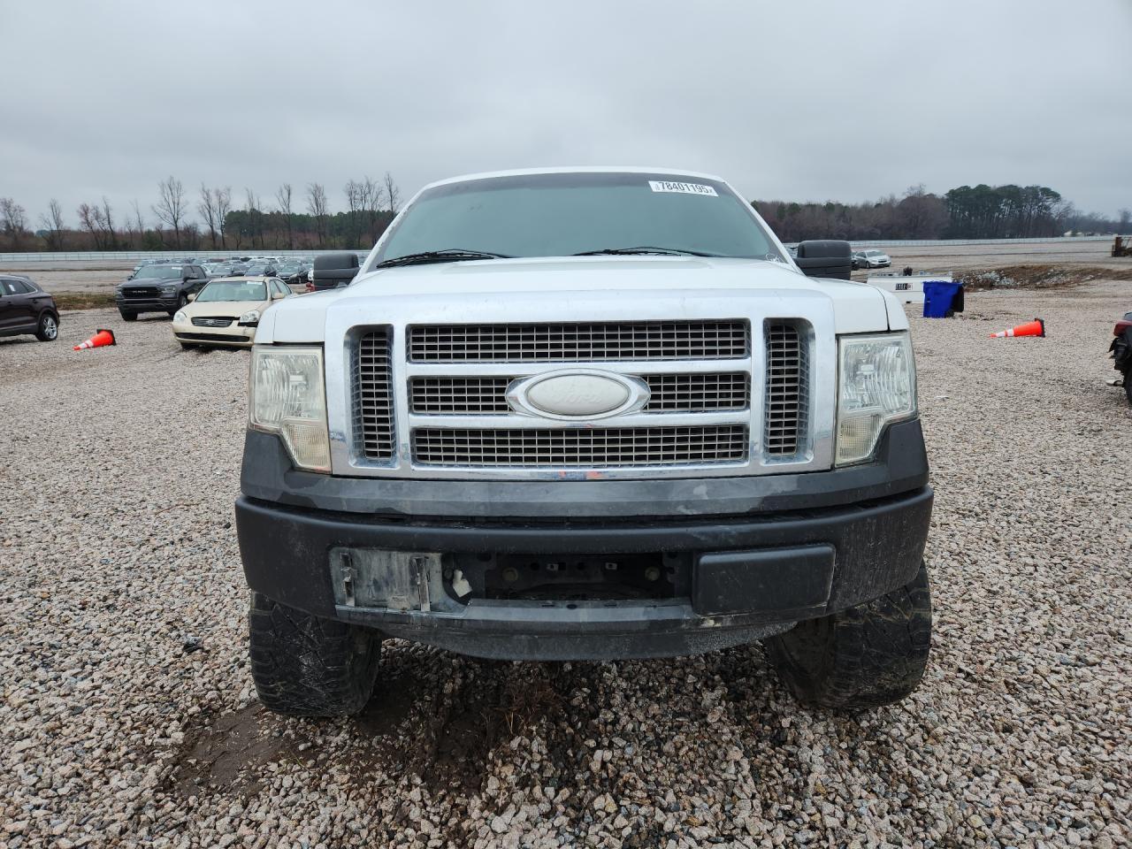 2013 Ford F150 - Image 5