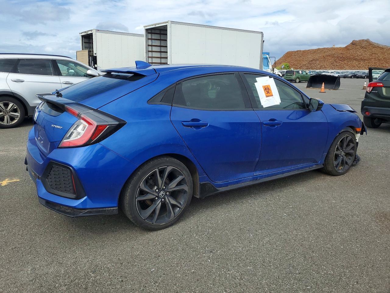 2018 Honda Civic Sport - Image 3