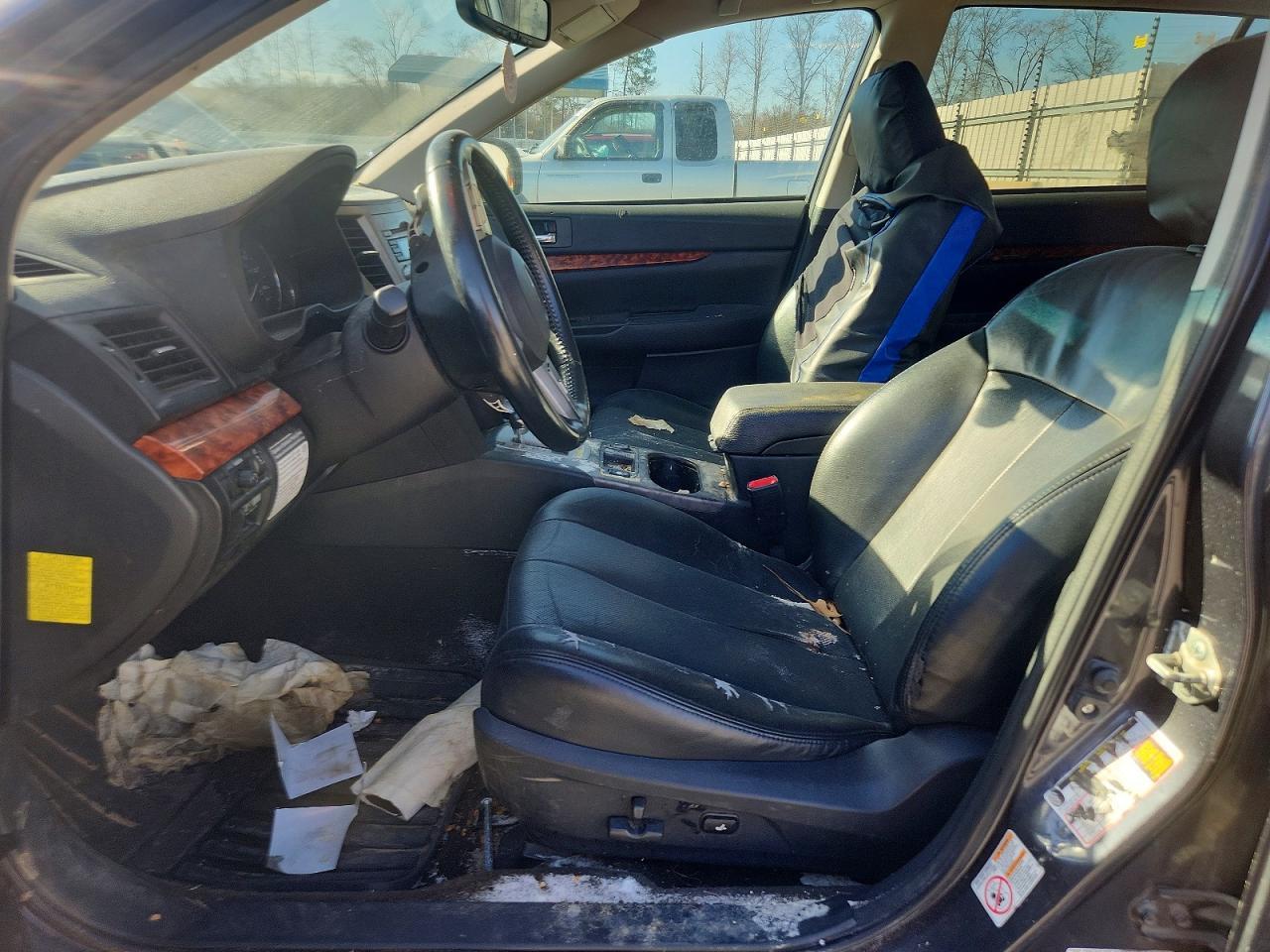 2011 Subaru Outback 2.5I Limited - Фото 7