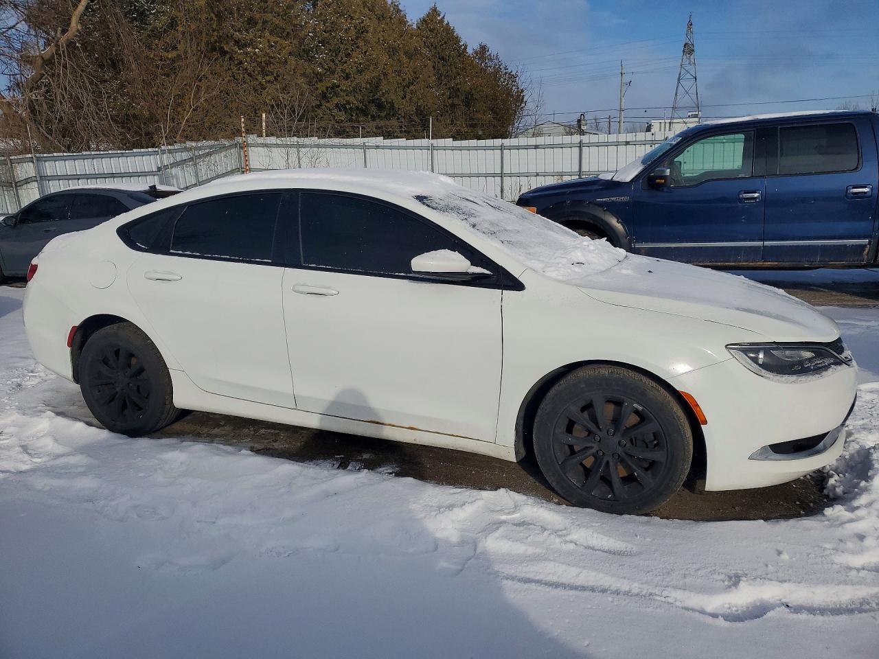 2015 Chrysler 200 C - Image 4