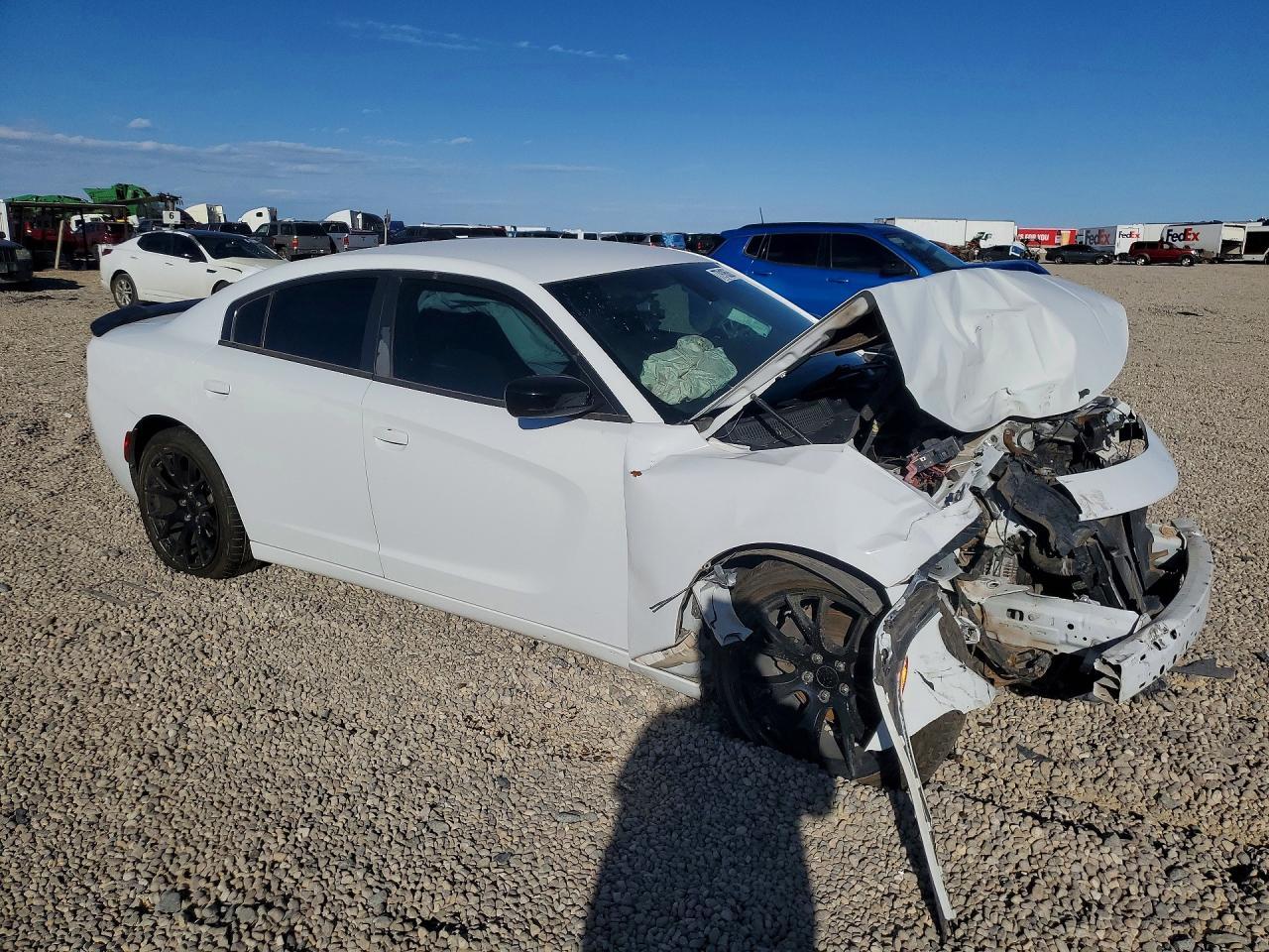 2020 Dodge Charger Sxt - Image 4