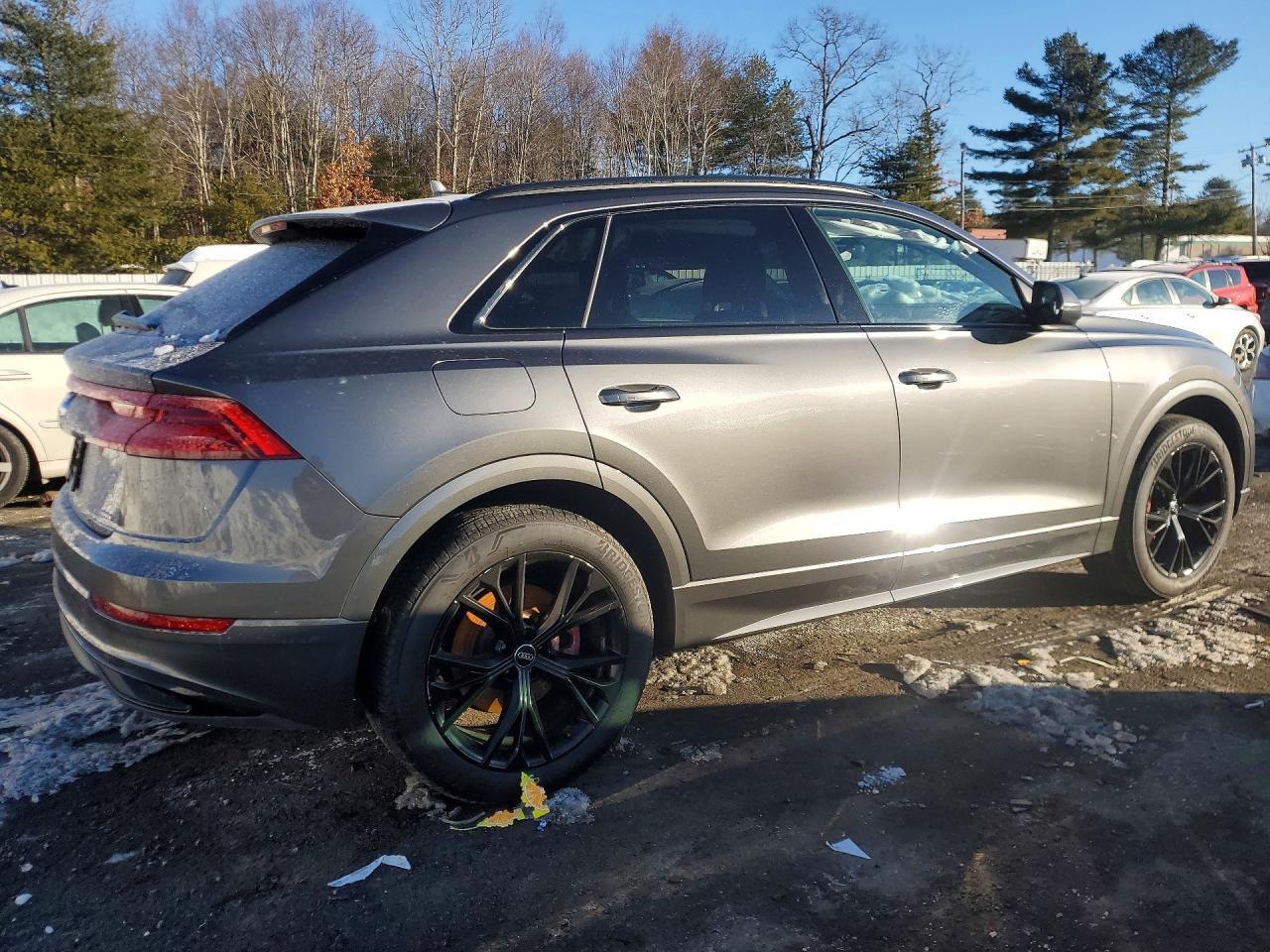 2020 Audi Q8 Premium - Image 3
