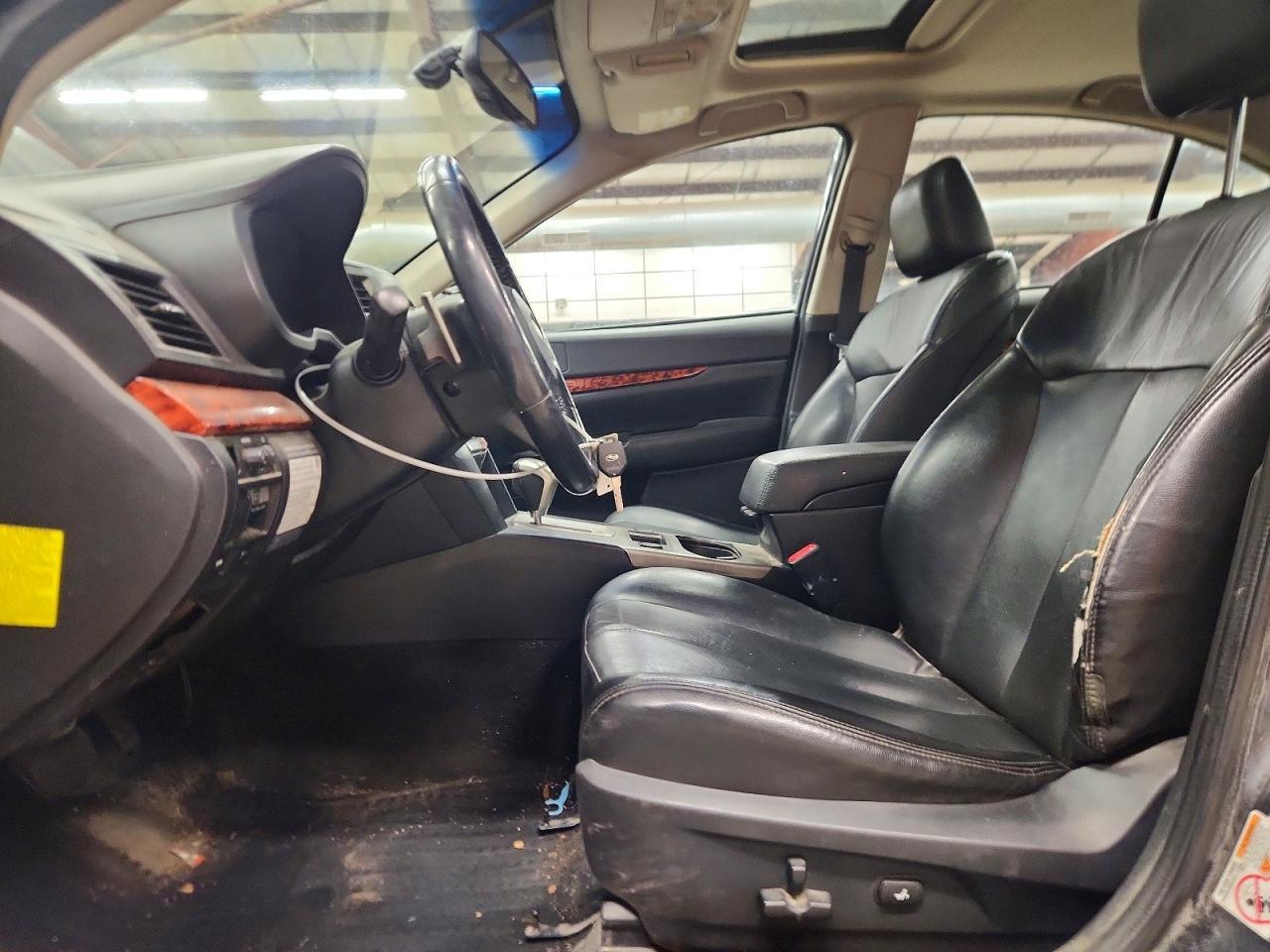 2011 Subaru Legacy 3.6R Limited - Фото 7