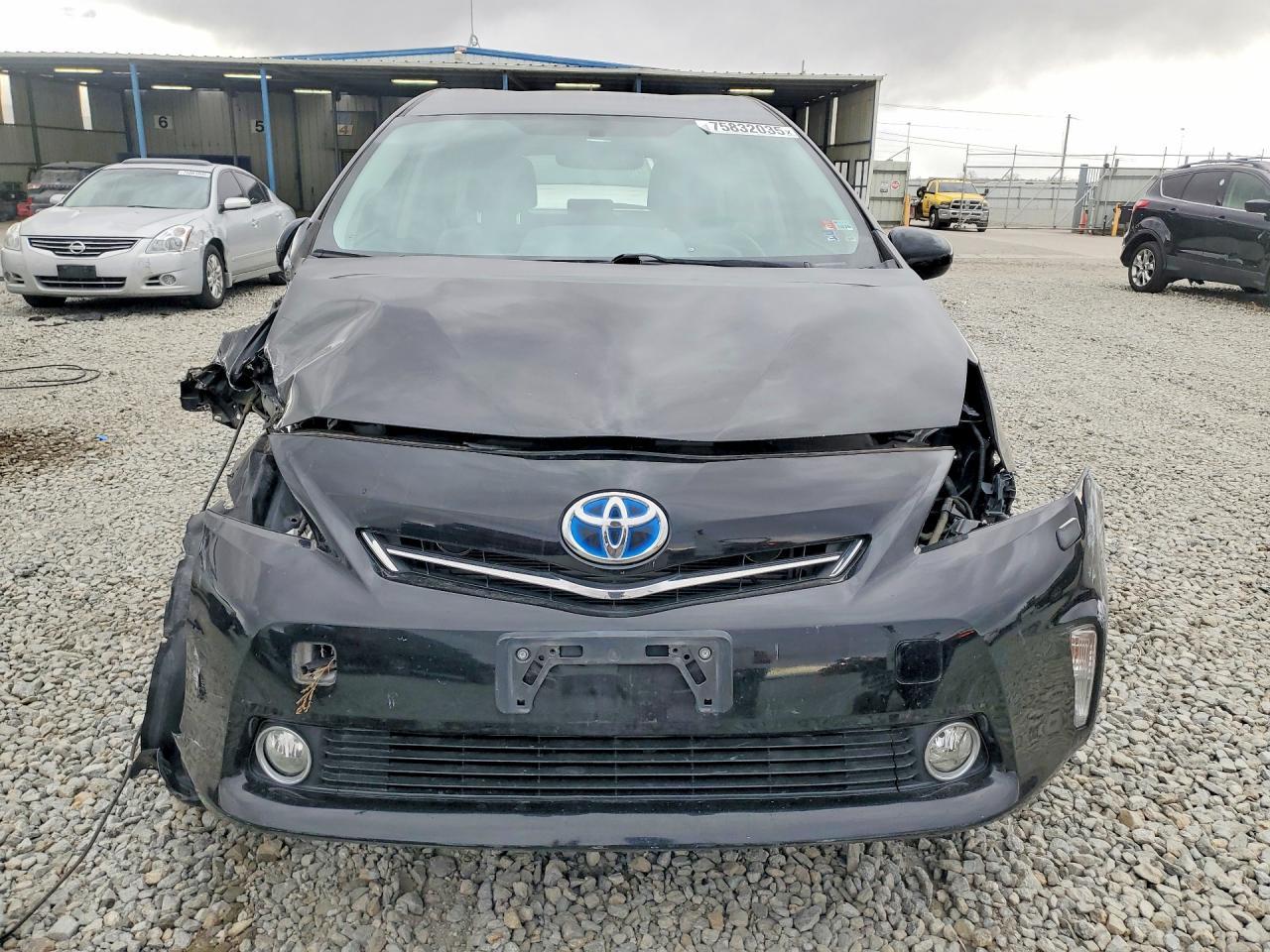 2012 Toyota Prius V - Фото 5