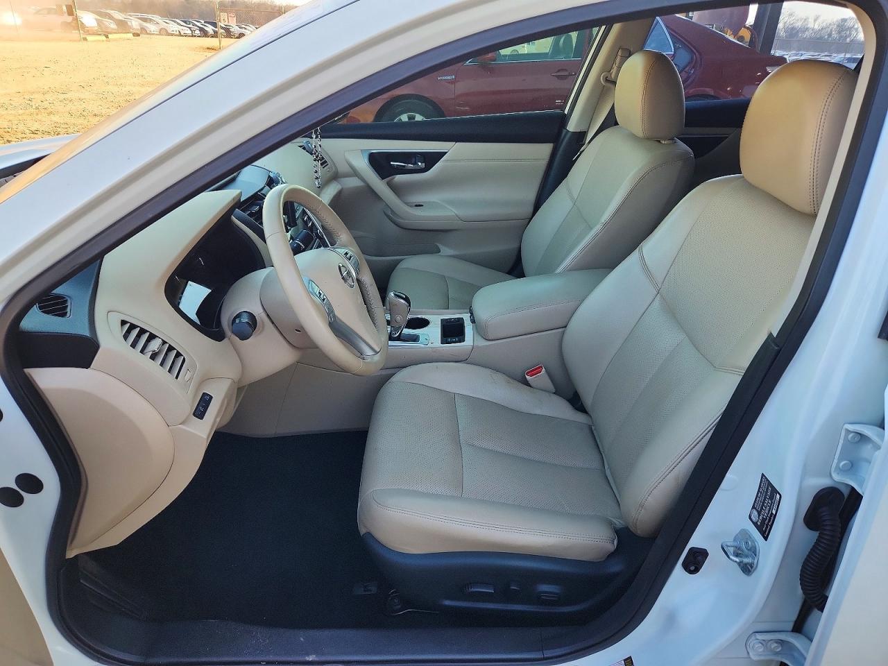 2017 Nissan Altima 2.5 - Image 7