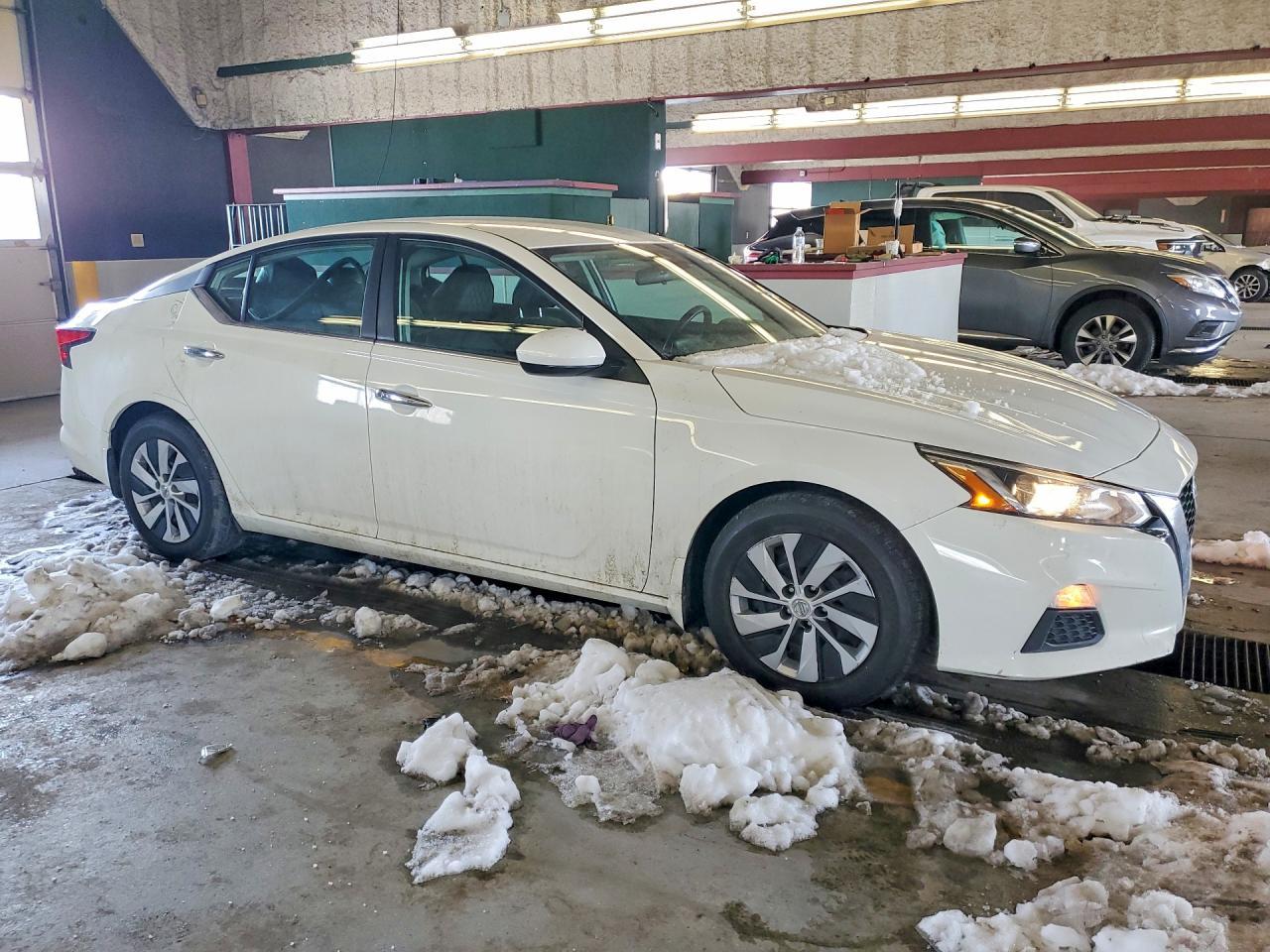 2021 Nissan Altima 2.5 S - Image 4