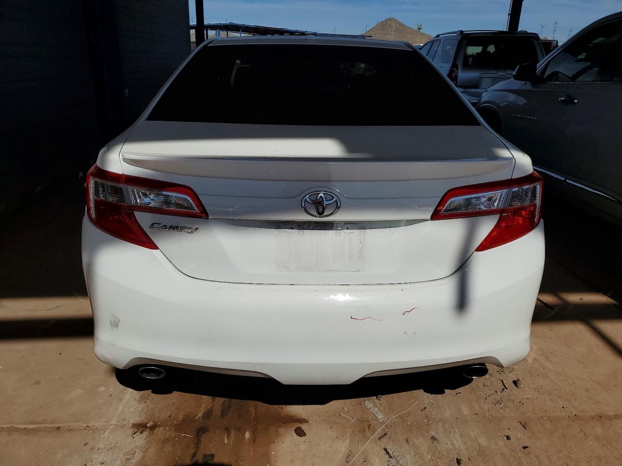 2012 Toyota Camry Se - Image 6