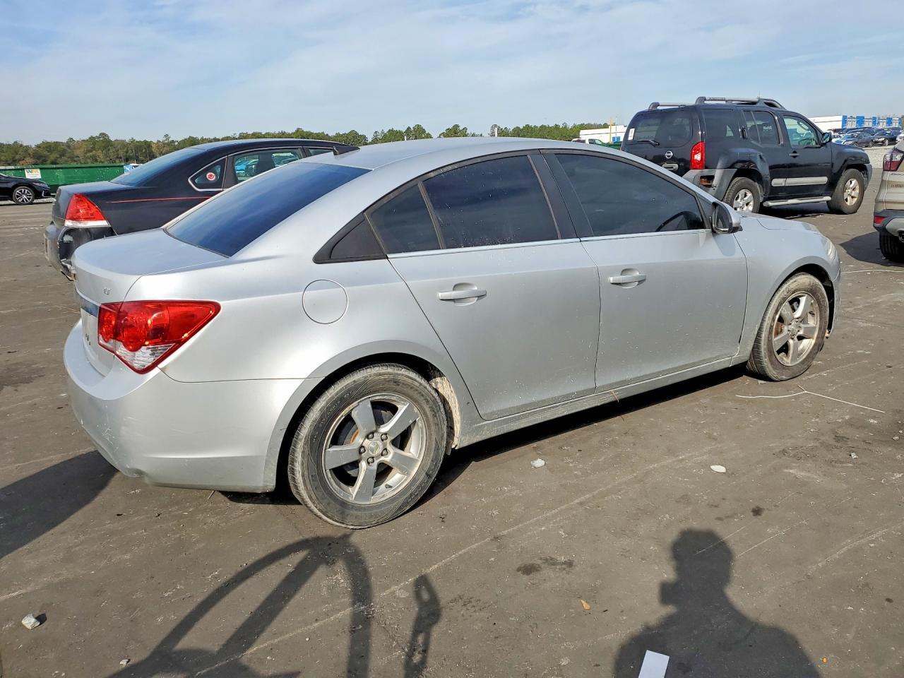 2012 Chevrolet Cruze Lt - Image 3