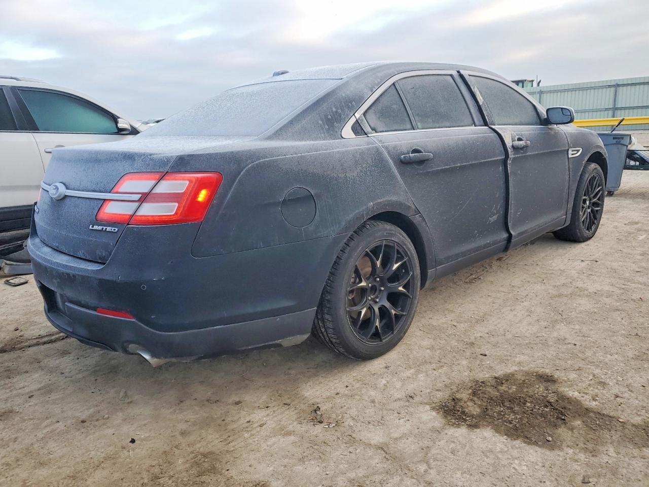 2014 Ford Taurus Limited - Фото 3