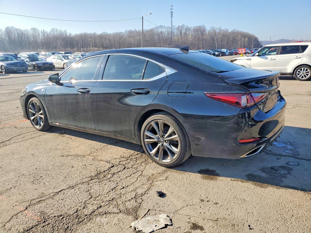 2020 Lexus Es 350 F Sport - Фото 2