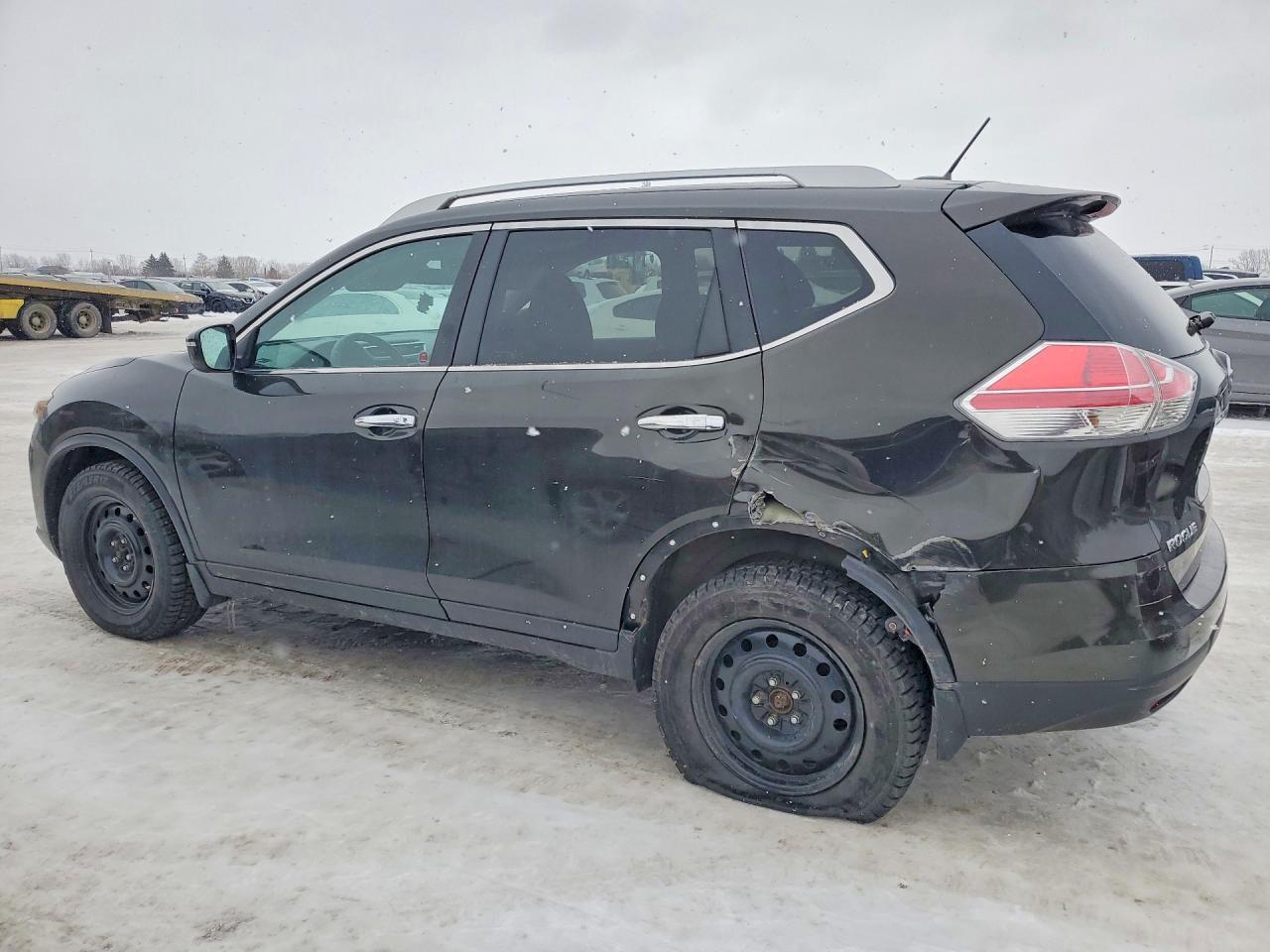 2014 Nissan Rogue S - Image 2