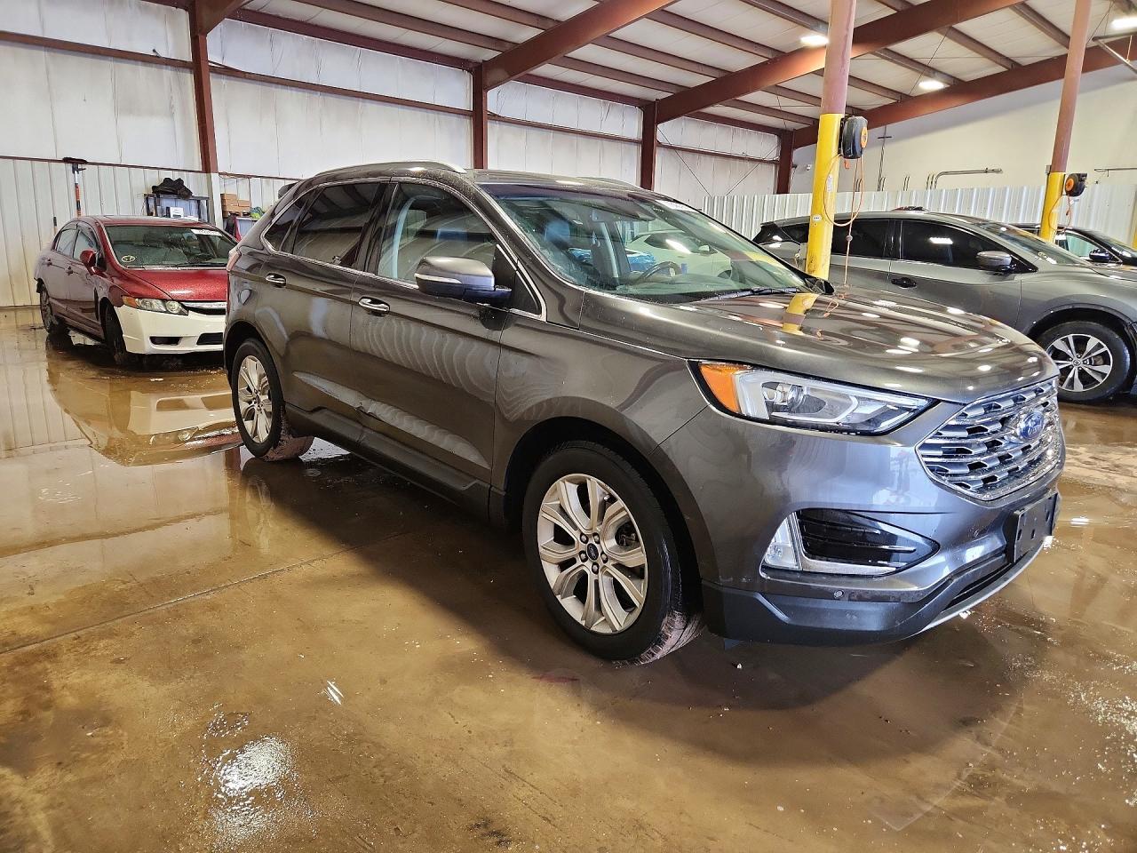 2020 Ford Edge Titanium - Фото 4