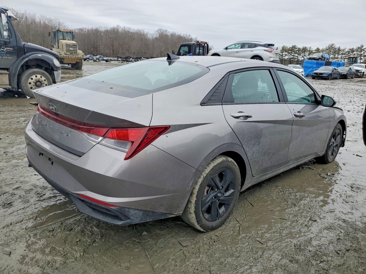2023 Hyundai Elantra Sel - Фото 3
