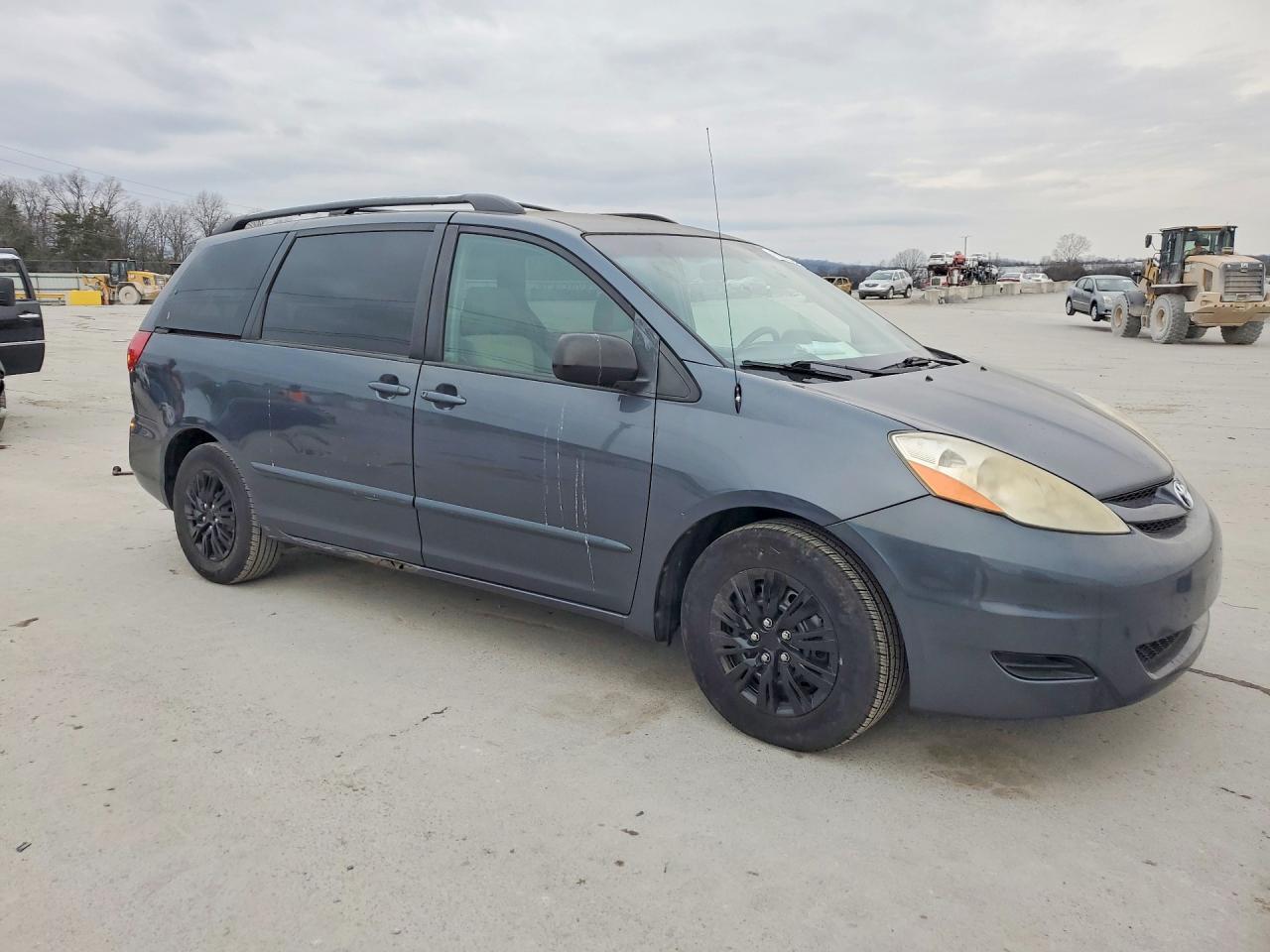 2007 Toyota Sienna - Фото 4