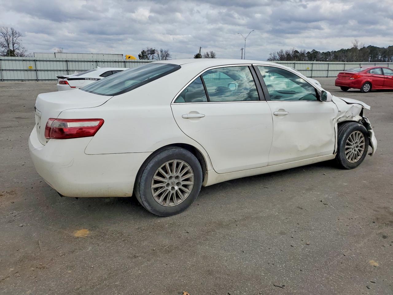 2008 Toyota Camry Ce - Фото 3