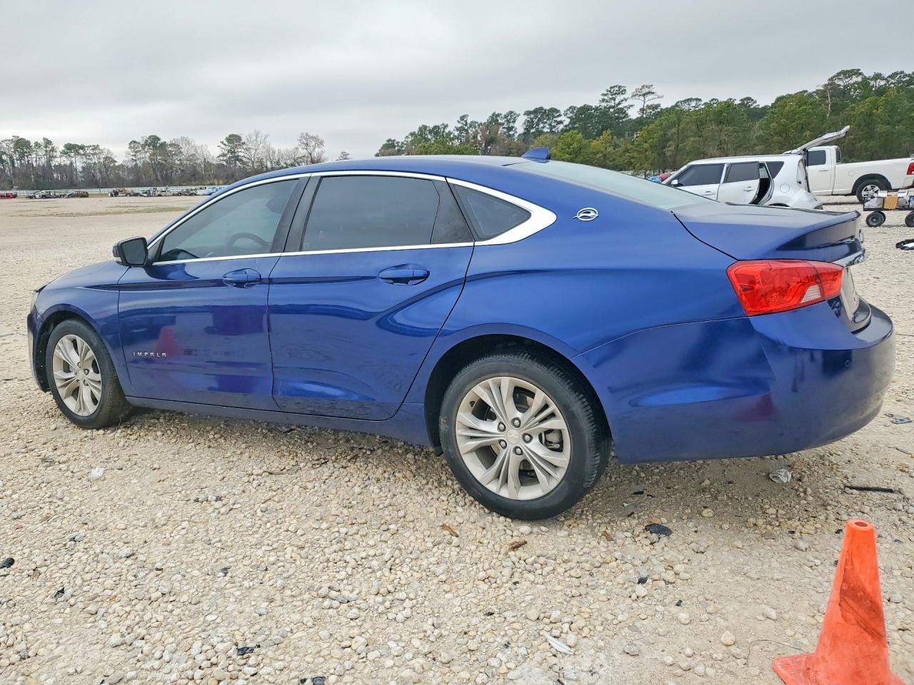 2014 Chevrolet Impala Lt - Фото 2