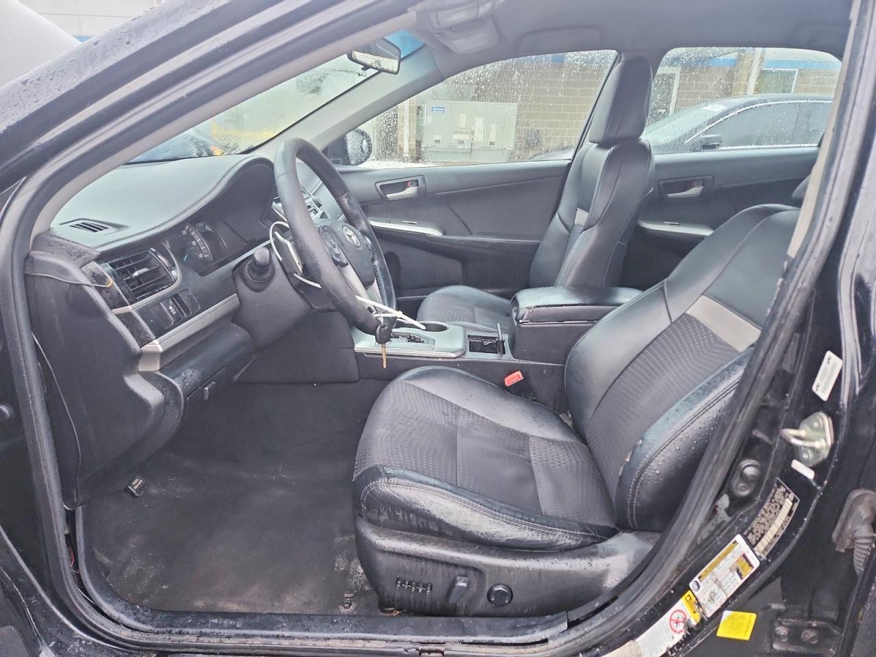 2014 Toyota Camry Se - Image 7