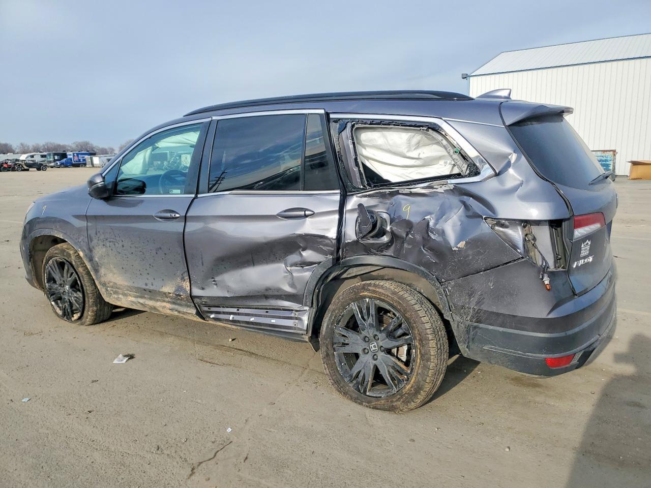 2022 Honda Pilot Se - Фото 2