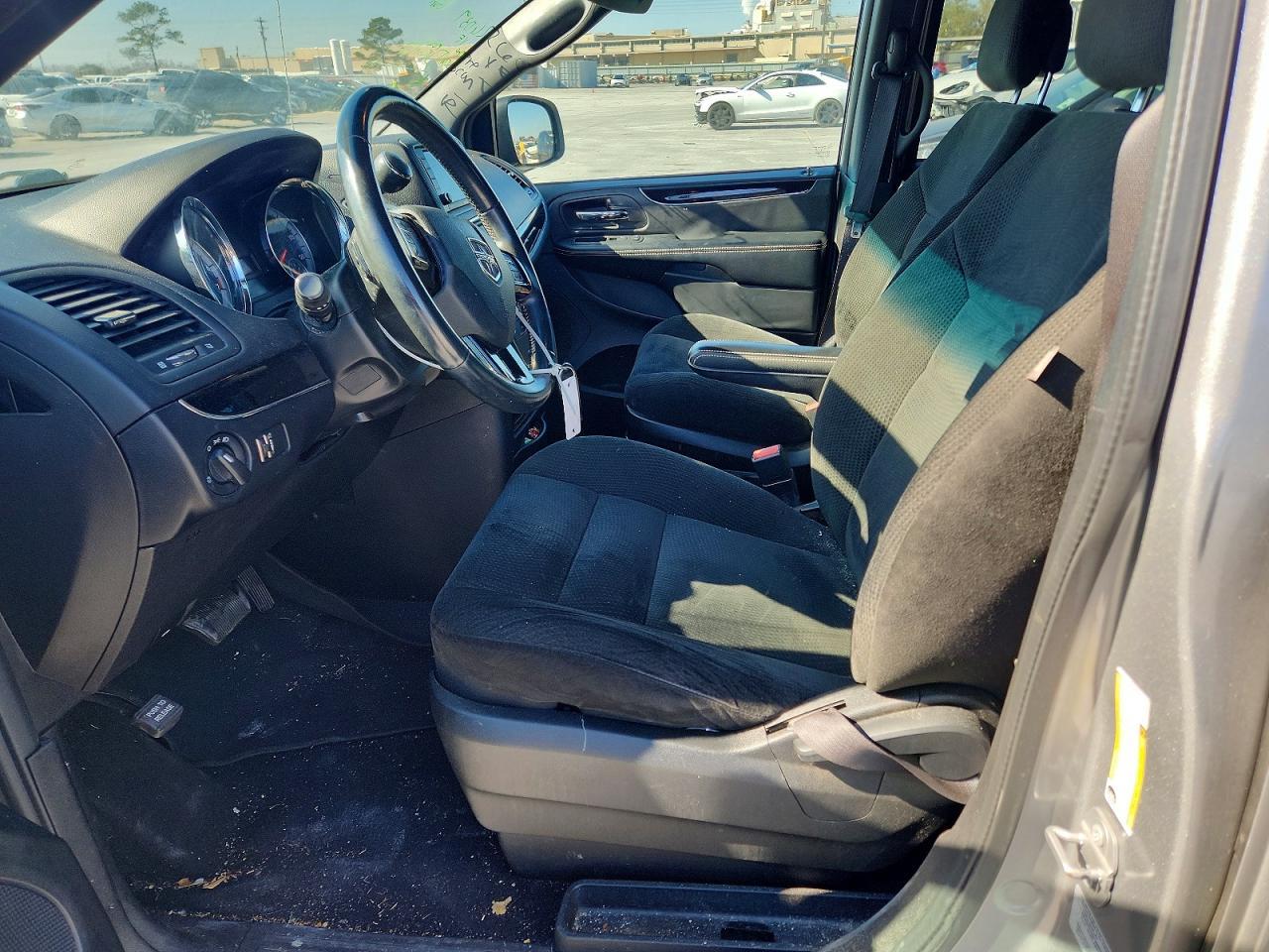 2017 Dodge Grand Caravan Se - Image 7